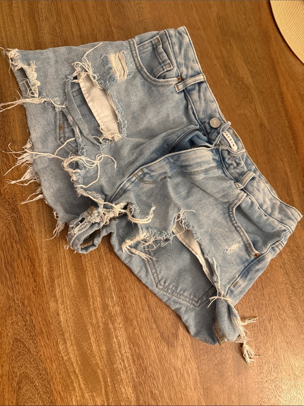 PacSun Light Blue Distressed Denim Shorts - Women